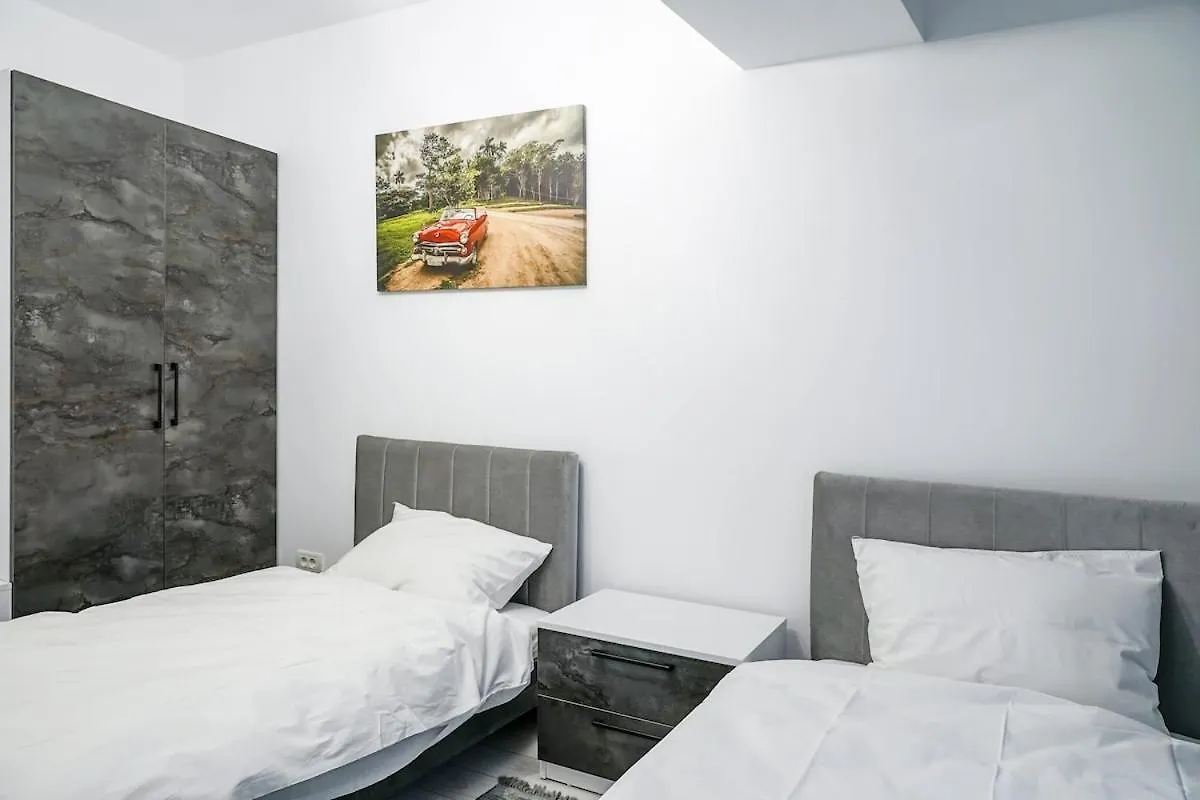 Charming Oasis Apartment Bucharest 0*,